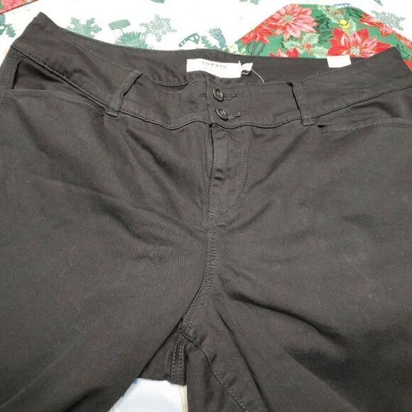 New Torrid Black Twill Skinny Trousers Women's 22 - Picture 2 of 3